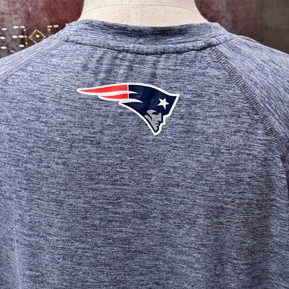 MSX by Michael Strahan for NFL Men's Long Sleeve New England Patriots Size L - Picture 2 of 7